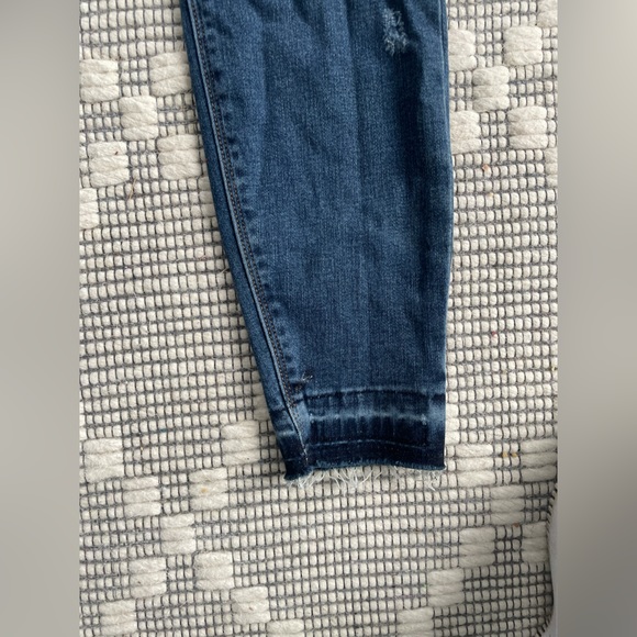 Spanx Distressed Ankle Skinny Jeans (Medium Wash) - Picture 10 of 12